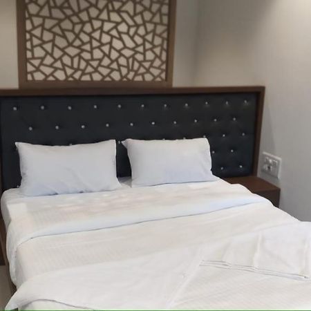 Kalyān Dukes Plaza Hotel المظهر الخارجي الصورة