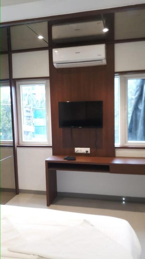 Kalyān Dukes Plaza Hotel المظهر الخارجي الصورة